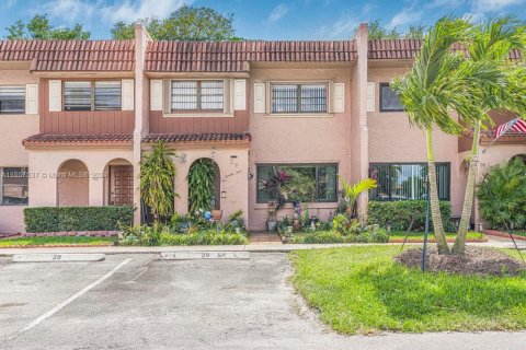 Copropriété à vendre à Davie, Floride: 3 chambres, 147.71 m2 № 1079903 - photo 2