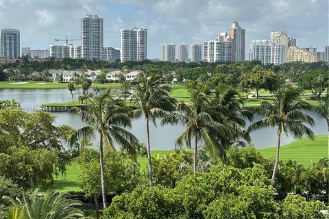 Condo in Aventura, Florida, 1 bedroom  № 1269839 - photo 2