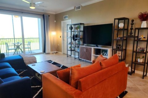 Condo in Punta Gorda, Florida, 2 bedrooms  № 511771 - photo 3