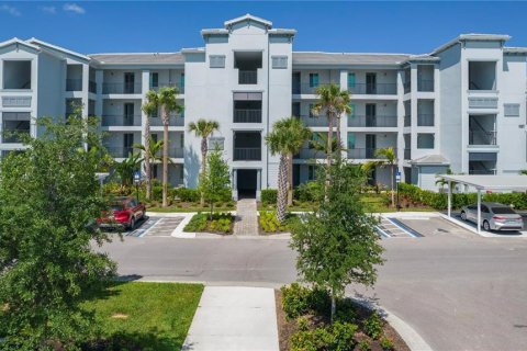 Condo in Punta Gorda, Florida, 2 bedrooms  № 511771 - photo 1