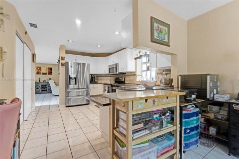 Casa en venta en Coral Springs, Florida, 4 dormitorios, 187.76 m2 № 1232671 - foto 14