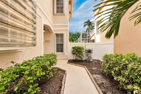Casa en venta en Coral Springs, Florida, 4 dormitorios, 187.76 m2 № 1232671 - foto 4