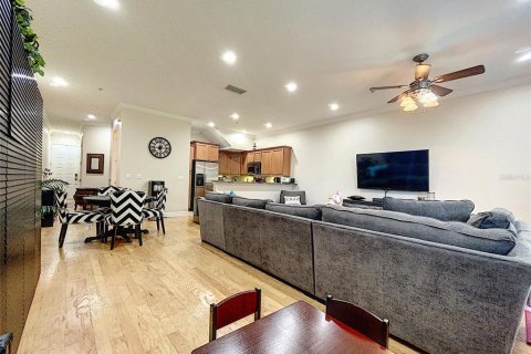 Adosado en venta en Tampa, Florida, 3 dormitorios, 177.81 m2 № 1372298 - foto 20