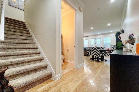 Adosado en venta en Tampa, Florida, 3 dormitorios, 177.81 m2 № 1372298 - foto 4