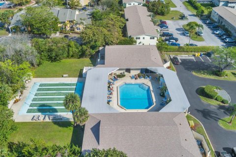 Copropriété à vendre à Boynton Beach, Floride: 2 chambres, 106.84 m2 № 1172274 - photo 2