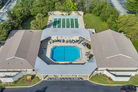 Copropriété à vendre à Boynton Beach, Floride: 2 chambres, 106.84 m2 № 1172274 - photo 1