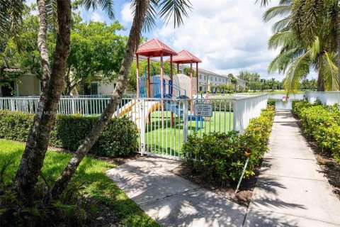 Adosado en venta en Miramar, Florida, 2 dormitorios, 114.55 m2 № 1356773 - foto 20