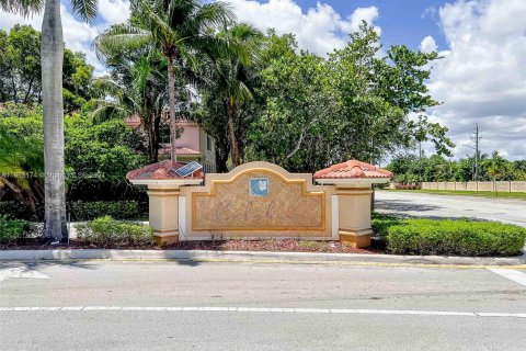 Adosado en venta en Miramar, Florida, 2 dormitorios, 114.55 m2 № 1356773 - foto 22