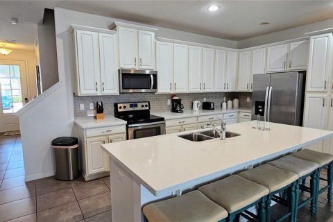 Townhouse in SOLARA RESORT in Kissimmee, Florida 5 bedrooms, 213.12 sq.m. № 1301732 - photo 9