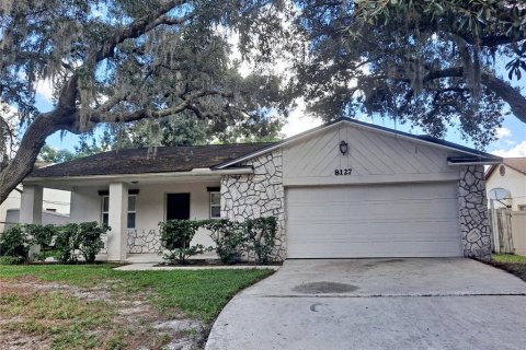 Villa ou maison à vendre à Orlando, Floride: 3 chambres, 133.04 m2 № 1383688 - photo 1