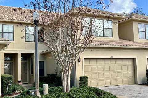 Townhouse in Palm Harbor, Florida 3 bedrooms, 205.78 sq.m. № 1388829 - photo 1