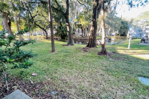 Condo in Tampa, Florida, 1 bedroom  № 1361397 - photo 8