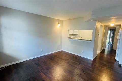 Condominio en venta en Tampa, Florida, 1 dormitorio, 46.82 m2 № 1361397 - foto 3