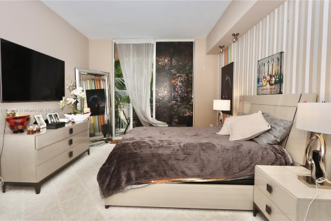 Condominio en venta en Aventura, Florida, 1 dormitorio, 77.67 m2 № 931643 - foto 14