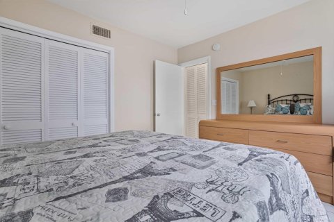 Condominio en venta en Hallandale Beach, Florida, 2 dormitorios, 94.76 m2 № 952402 - foto 20