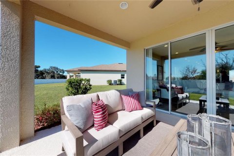 Casa en venta en Kissimmee, Florida, 4 dormitorios, 176.51 m2 № 1308663 - foto 16