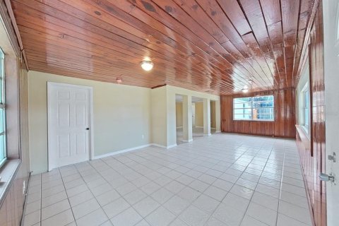 Villa ou maison à vendre à Tampa, Floride: 4 chambres, 148.64 m2 № 1308614 - photo 9