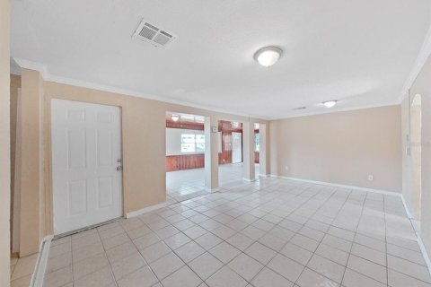 House in Tampa, Florida 4 bedrooms, 148.64 sq.m. № 1308614 - photo 16