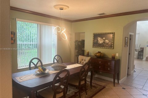 House in Delray Beach, Florida 5 bedrooms, 277.03 sq.m. № 1333563 - photo 7