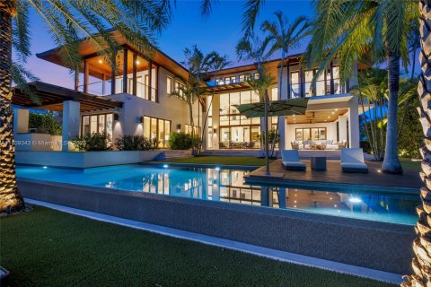Casa en venta en Key Biscayne, Florida, 5 dormitorios, 535.12 m2 № 662485 - foto 23