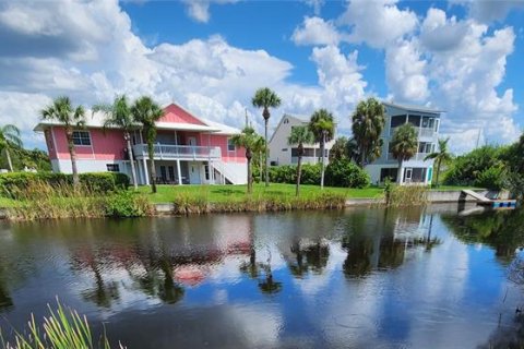 Land in Hernando Beach, Florida № 1339053 - photo 4