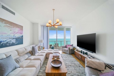 Copropriété à louer à Miami Beach, Floride: 2 chambres, 163.23 m2 № 1352019 - photo 5