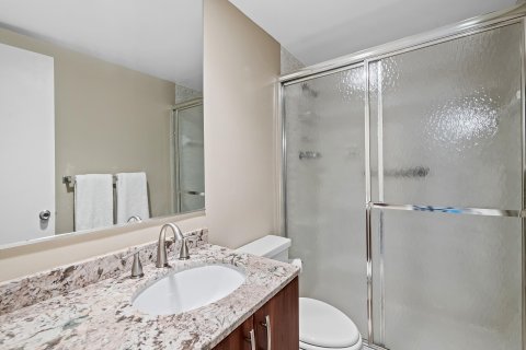 Condo in Fort Lauderdale, Florida, 2 bedrooms  № 1182687 - photo 14