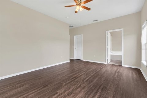 Villa ou maison à vendre à Kissimmee, Floride: 4 chambres, 159.79 m2 № 1314239 - photo 6