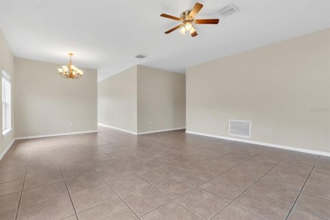 House in Kissimmee, Florida 4 bedrooms, 159.79 sq.m. № 1314239 - photo 24