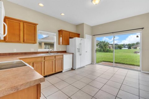 Villa ou maison à vendre à Kissimmee, Floride: 4 chambres, 159.79 m2 № 1314239 - photo 28