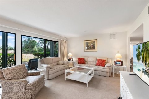 Condominio en venta en Haines City, Florida, 2 dormitorios, 128.67 m2 № 960772 - foto 13