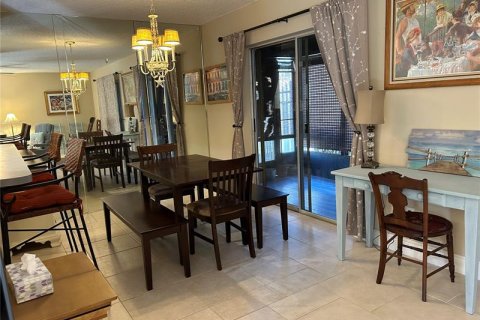 Condo in Bradenton, Florida, 2 bedrooms  № 290668 - photo 6