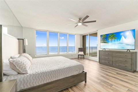 Condominio en venta en Hutchinson Island South, Florida, 3 dormitorios, 261.71 m2 № 889122 - foto 30