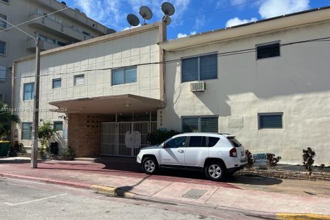 Condominio en venta en Miami Beach, Florida, 2 dormitorios, 88.44 m2 № 1328145 - foto 6