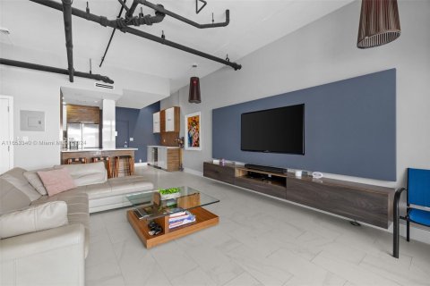 Condo in Miami Beach, Florida, 1 bedroom  № 1351939 - photo 9