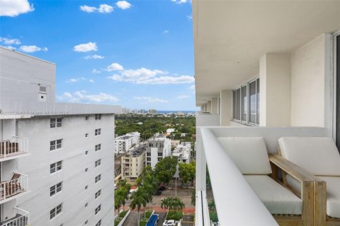 Condominio en venta en Miami Beach, Florida, 1 dormitorio, 77.76 m2 № 1351939 - foto 17