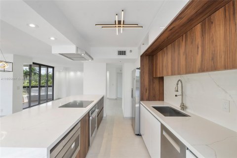 Copropriété à vendre à Aventura, Floride: 2 chambres, 125.7 m2 № 1356659 - photo 7