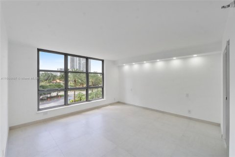 Copropriété à vendre à Aventura, Floride: 2 chambres, 125.7 m2 № 1356659 - photo 19