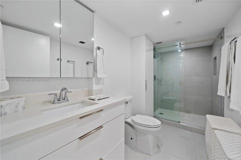 Copropriété à vendre à Miami Beach, Floride: 2 chambres, 126.35 m2 № 1356687 - photo 21