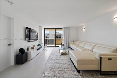 Condominio en venta en Miami Beach, Florida, 2 dormitorios, 126.35 m2 № 1356687 - foto 1