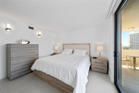 Condominio en venta en Miami Beach, Florida, 2 dormitorios, 126.35 m2 № 1356687 - foto 15