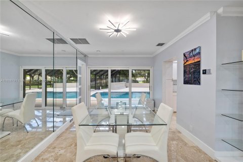 Casa en venta en Coral Springs, Florida, 4 dormitorios, 251.39 m2 № 1310903 - foto 16