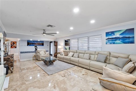 Casa en venta en Coral Springs, Florida, 4 dormitorios, 251.39 m2 № 1310903 - foto 6