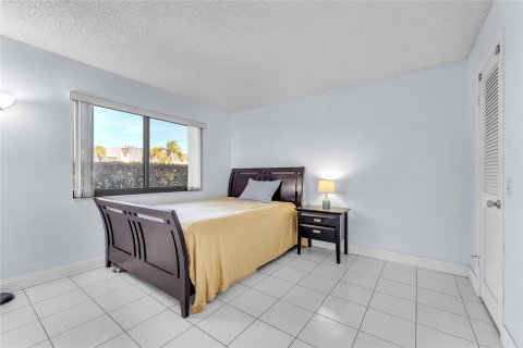 Copropriété à vendre à Lake Worth, Floride: 3 chambres, 116.87 m2 № 884595 - photo 11
