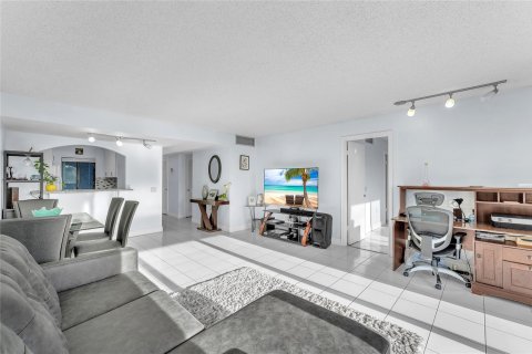 Condominio en venta en Lake Worth, Florida, 3 dormitorios, 116.87 m2 № 884595 - foto 29