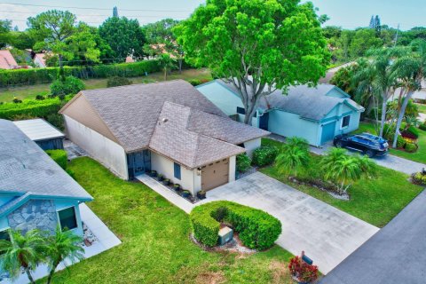 Villa ou maison à vendre à Delray Beach, Floride: 2 chambres, 146.51 m2 № 1210165 - photo 1