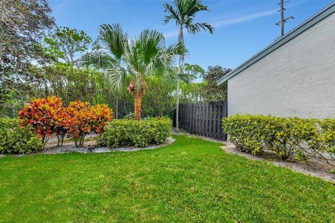 House in Delray Beach, Florida 2 bedrooms, 146.51 sq.m. № 1210165 - photo 25
