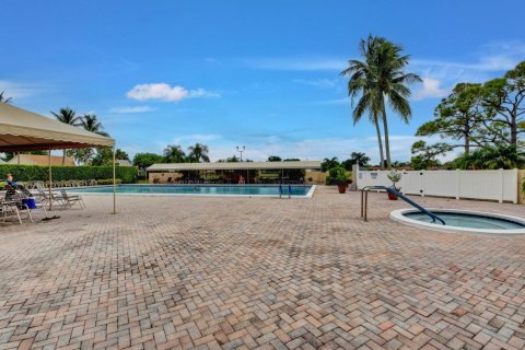 Villa ou maison à vendre à Delray Beach, Floride: 2 chambres, 146.51 m2 № 1210165 - photo 8