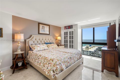 Condominio en venta en Hollywood, Florida, 2 dormitorios, 116.5 m2 № 1272446 - foto 18