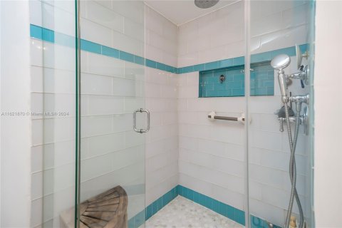 Condo in Hollywood, Florida, 2 bedrooms  № 1272446 - photo 22